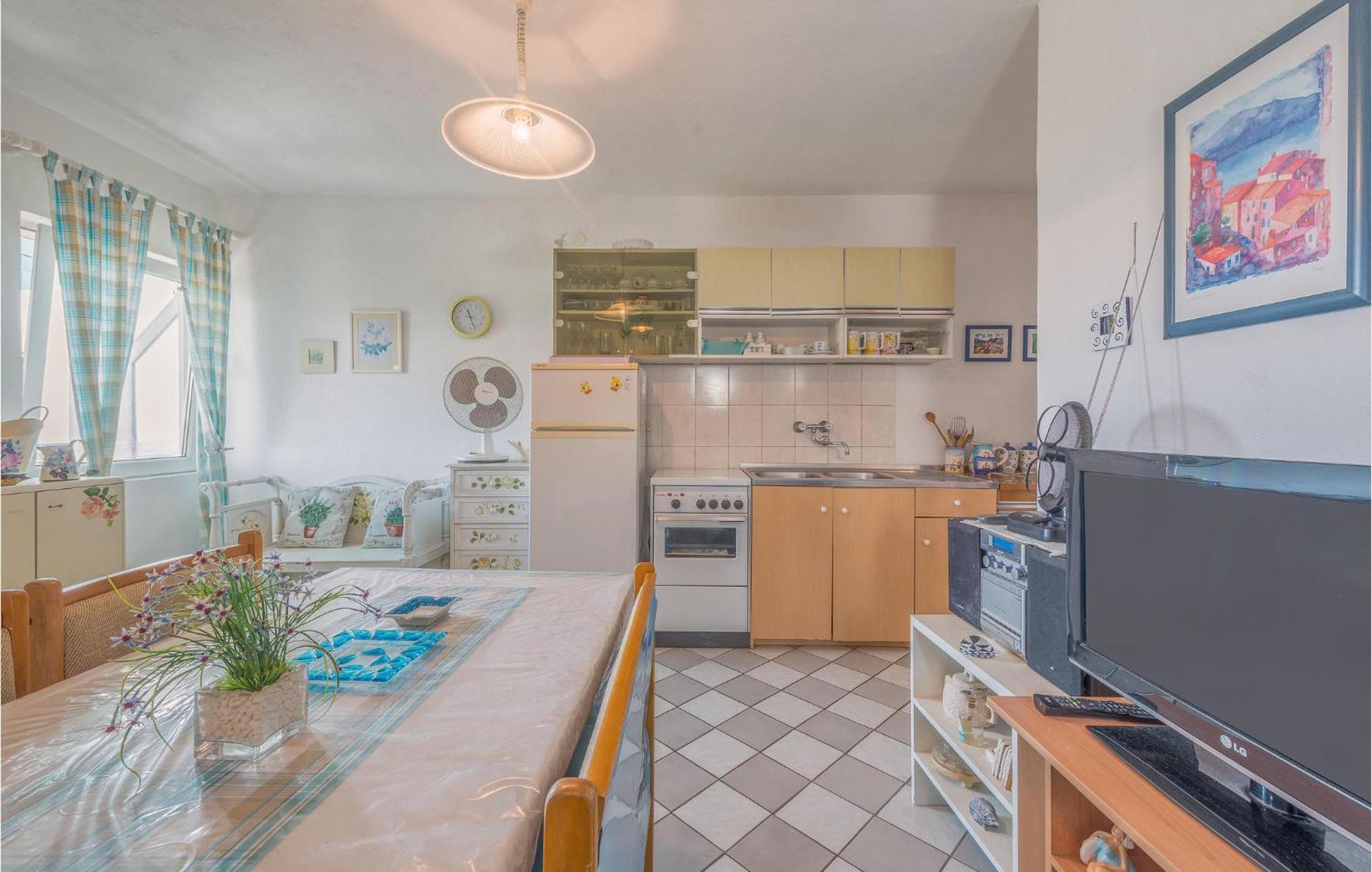 Tribalj 1 Bedroom Lovely Apartment In Tribunj מראה חיצוני תמונה